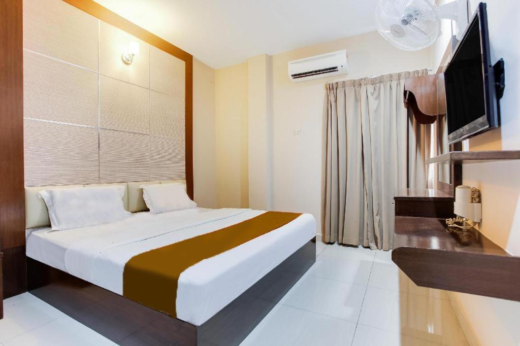 Sejati Hotel 实兆远 外观 照片